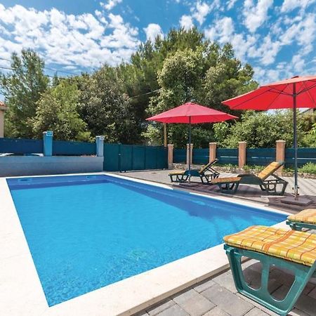 Villa Diana Pakostane Bagian luar foto