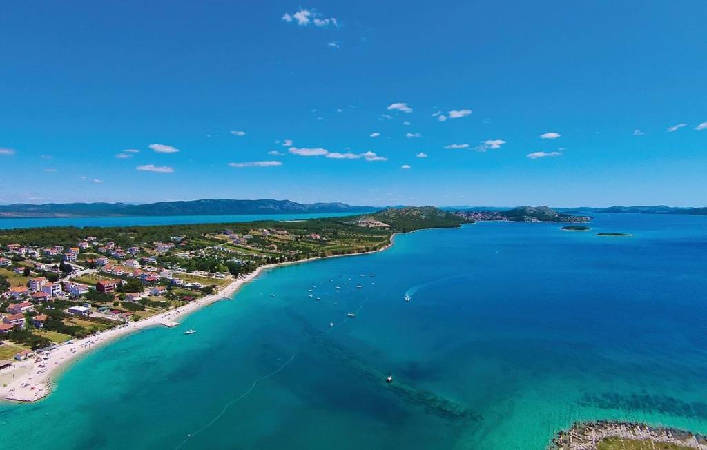 Villa Diana Pakostane Bagian luar foto