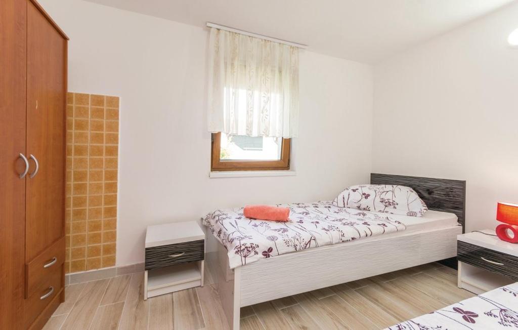 Villa Diana Pakostane Bagian luar foto
